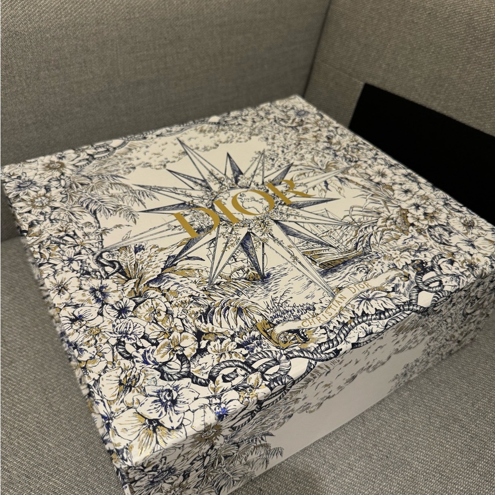 Dior | Christmas Box